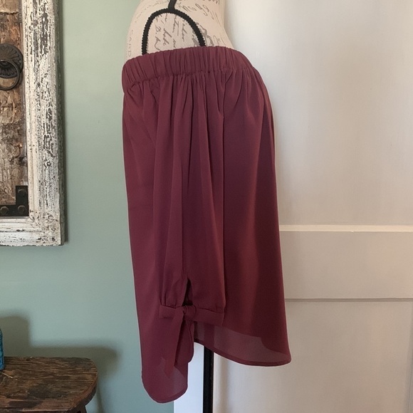 Wishlist apparel Elastic Neckline Top - Mulberry - Picture 7 of 14